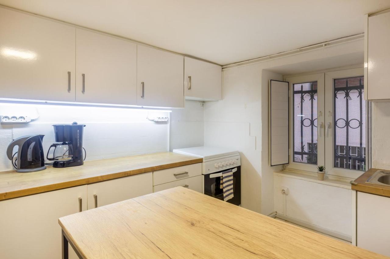 Charming Apartment In The Heart Of Plaka Афины Экстерьер фото